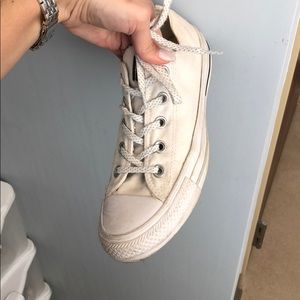 White converse